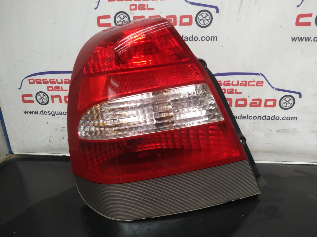 PILOTO TRASERO IZQUIERDO