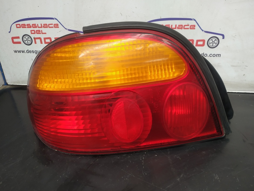 PILOTO TRASERO IZQUIERDO