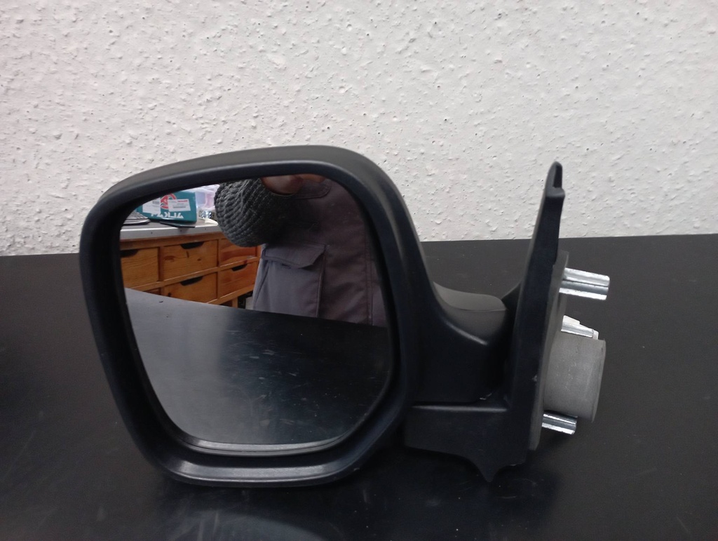 RETROVISOR IZQUIERDO