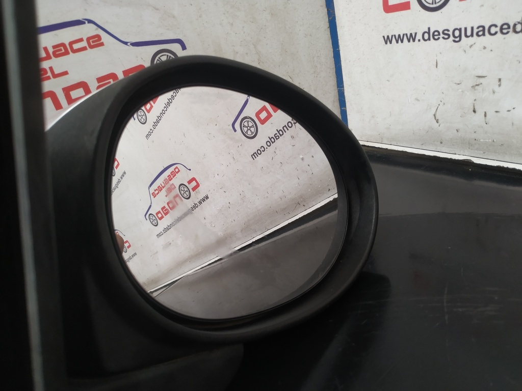 RETROVISOR DERECHO