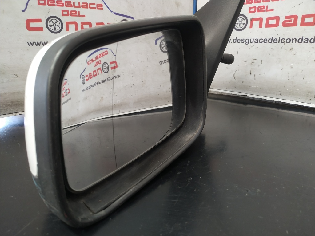 RETROVISOR IZQUIERDO