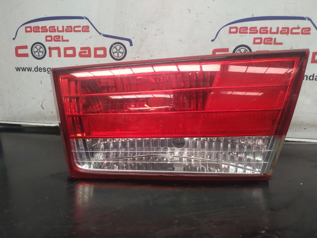 PILOTO TRASERO DERECHO INTERIOR