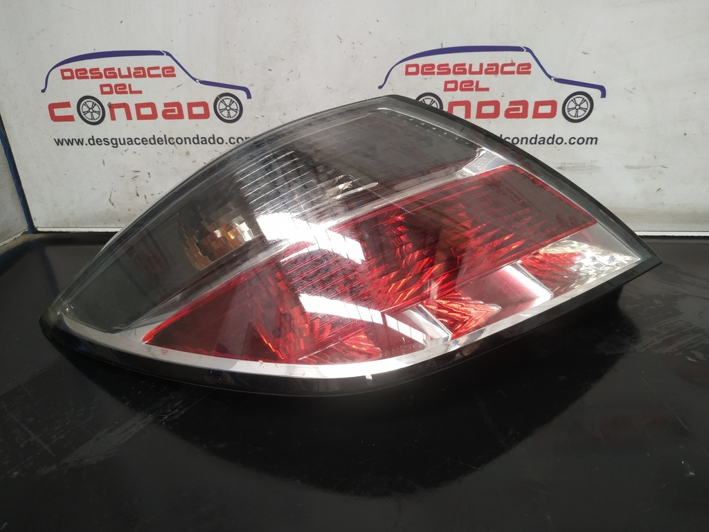 PILOTO TRASERO IZQUIERDO