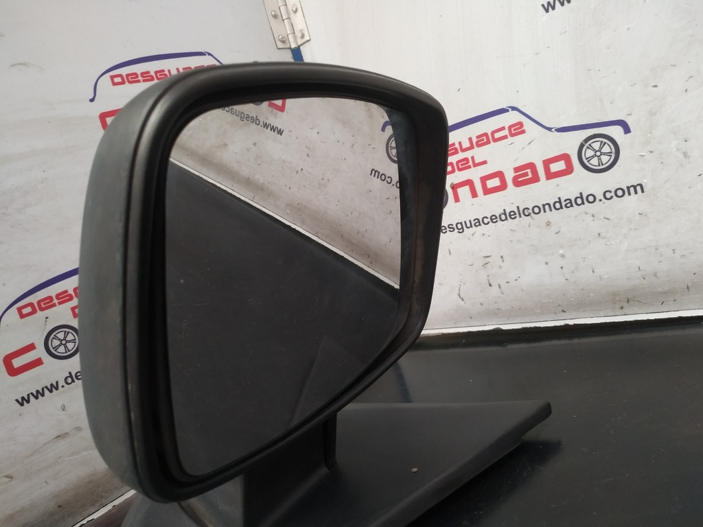 RETROVISOR DERECHO