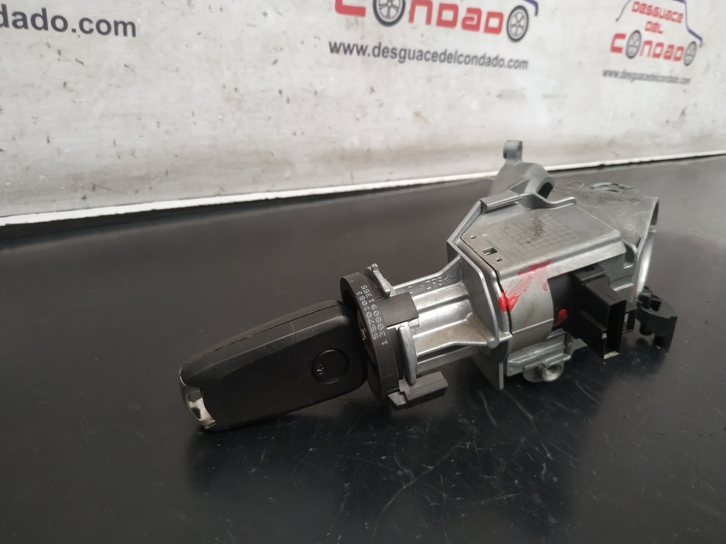 CONMUTADOR DE ARRANQUE