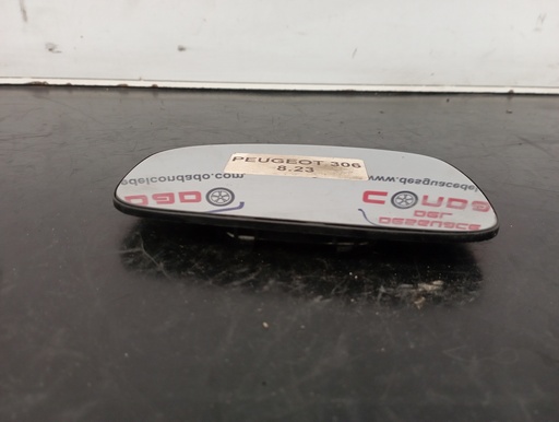 [183064] CRISTAL RETROVISOR DERECHO