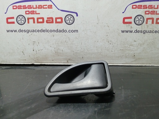 [117567] MANETA INTERIOR DELANTERA DERECHA