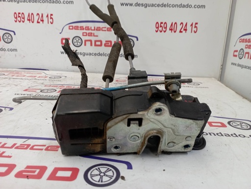 [127446] CERRADURA PUERTA TRASERA DERECHA