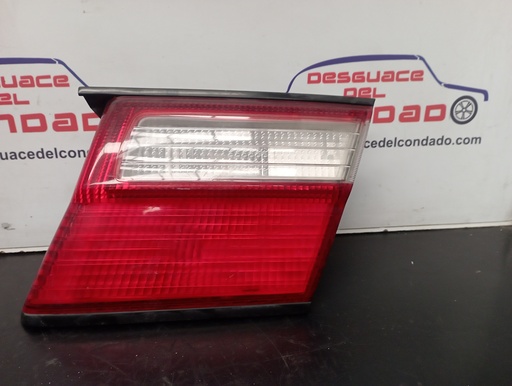 [96026] PILOTO TRASERO DERECHO INTERIOR