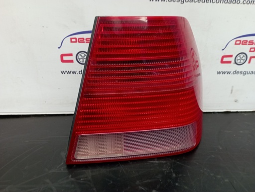 [131490] PILOTO TRASERO DERECHO