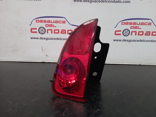 [182652] FARO ANTINIEBLA TRASERO DERECHO