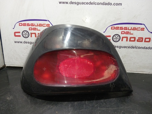 [206085] PILOTO TRASERO IZQUIERDO