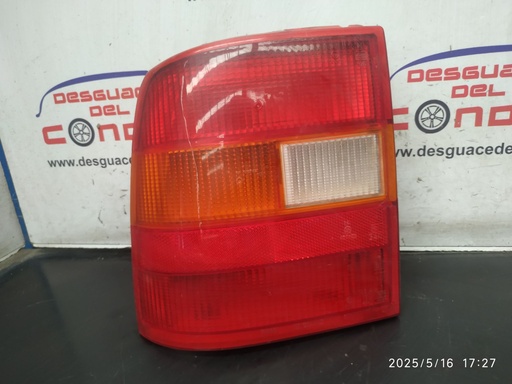 [214305] PILOTO TRASERO IZQUIERDO