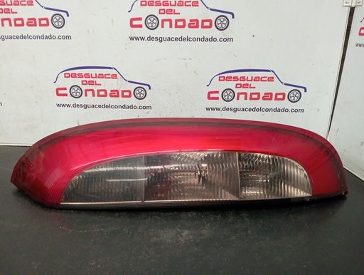 [194374] PILOTO TRASERO IZQUIERDO