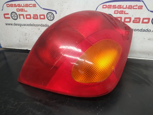 [215517] PILOTO TRASERO IZQUIERDO