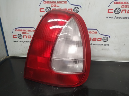 [217075] PILOTO TRASERO DERECHO