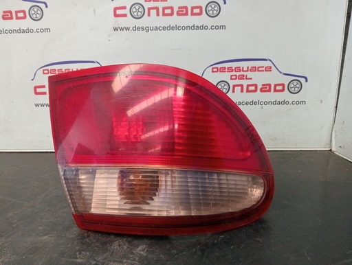 [195810] PILOTO TRASERO IZQUIERDO