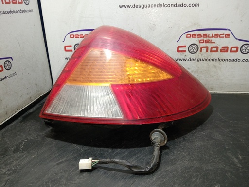 [207456] PILOTO TRASERO DERECHO