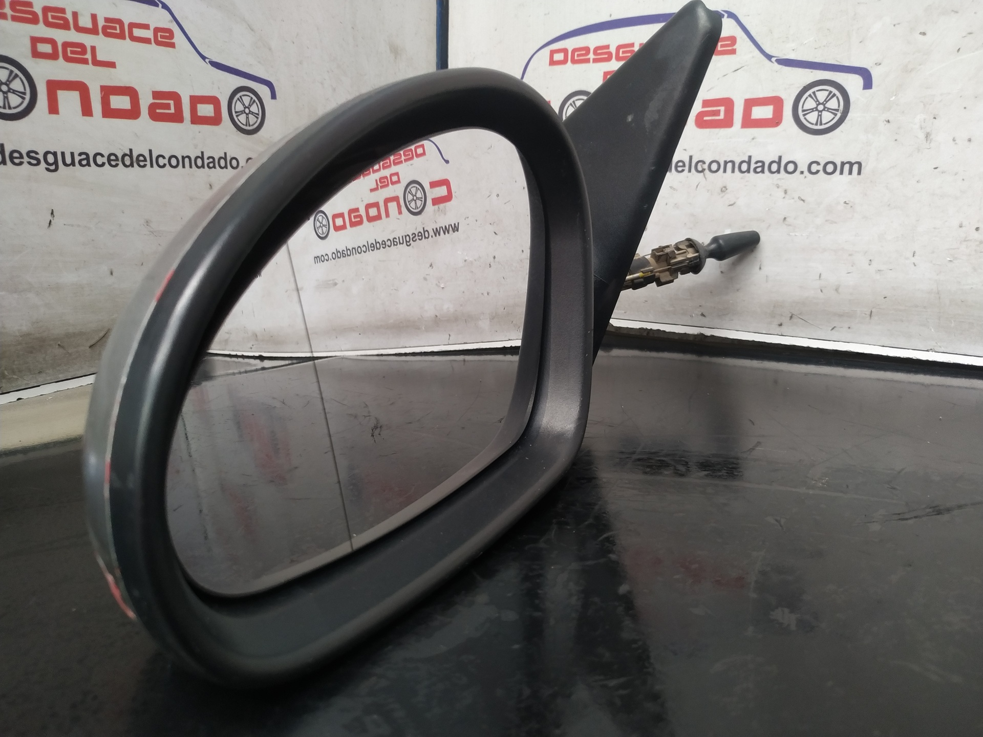 RETROVISOR IZQUIERDO