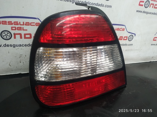 [214999] PILOTO TRASERO IZQUIERDO