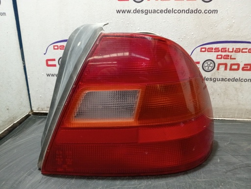 [209721] PILOTO TRASERO DERECHO
