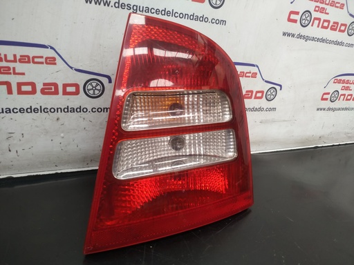 [215822] PILOTO TRASERO DERECHO
