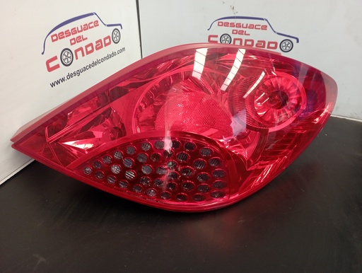 [168690] PILOTO TRASERO DERECHO