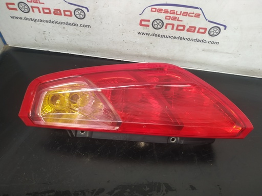 [215909] PILOTO TRASERO DERECHO
