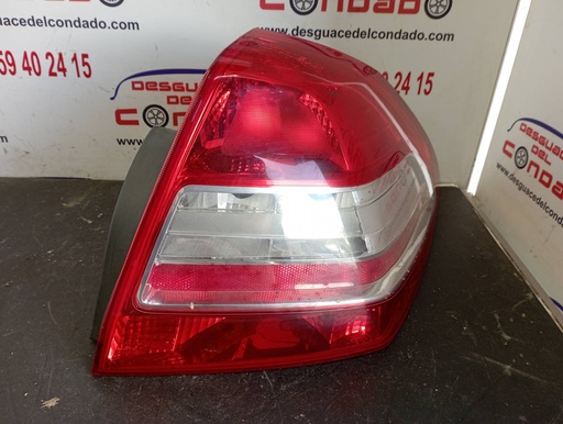 [147118] PILOTO TRASERO DERECHO
