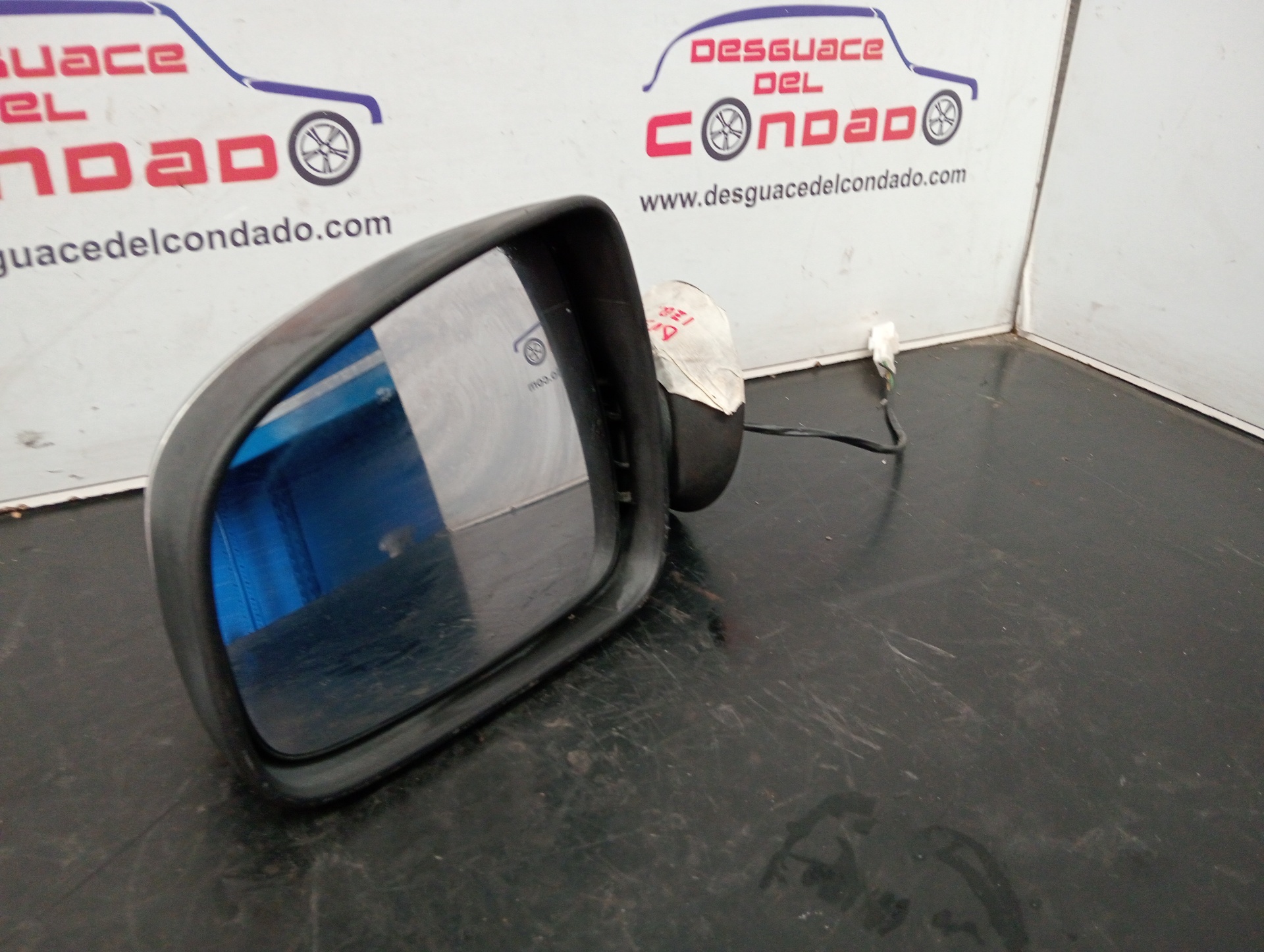 RETROVISOR IZQUIERDO