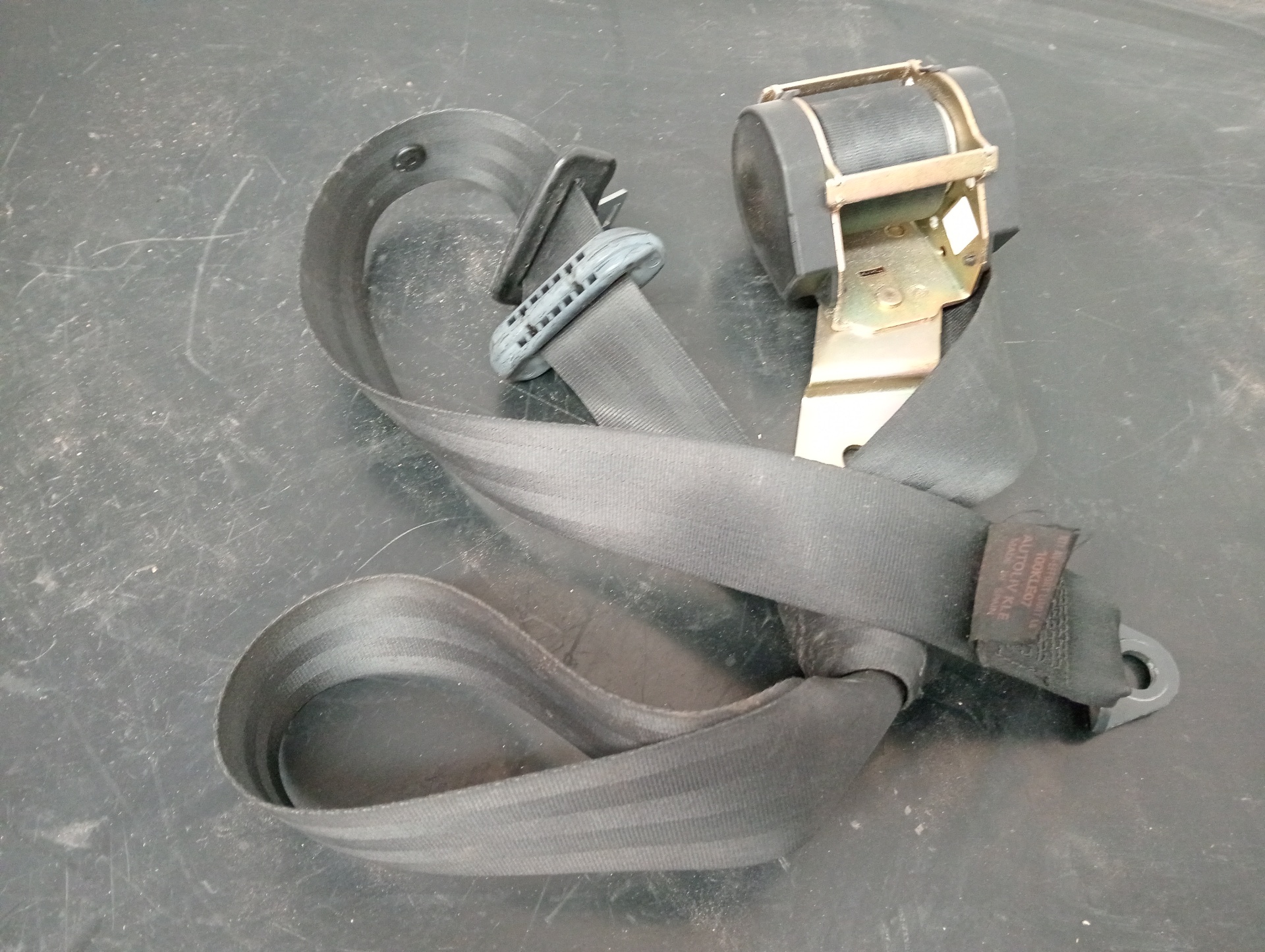 CINTURON SEGURIDAD DELANTERO DERECHO