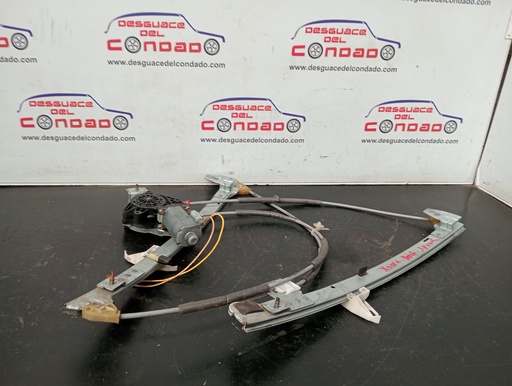 [191453] ELEVALUNAS DELANTERO DERECHO