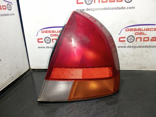 [207453] PILOTO TRASERO DERECHO