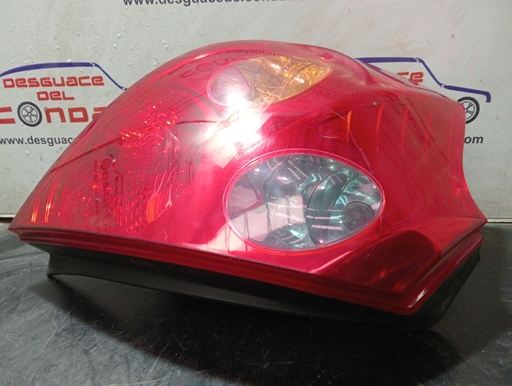 [210346] PILOTO TRASERO IZQUIERDO