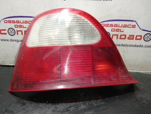 [209764] PILOTO TRASERO IZQUIERDO