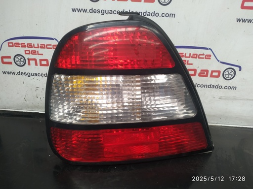 [214065] PILOTO TRASERO IZQUIERDO