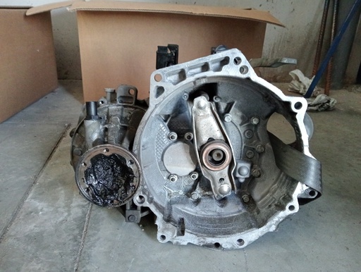 [204450] CAJA CAMBIOS