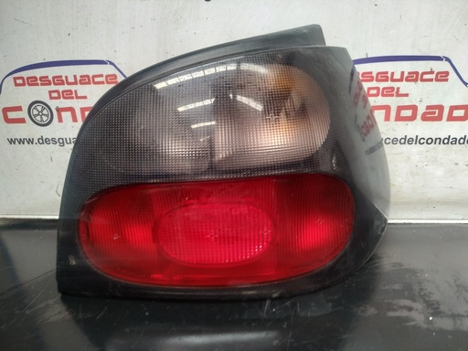 [217996] PILOTO TRASERO DERECHO
