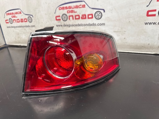 [218917] PILOTO TRASERO DERECHO